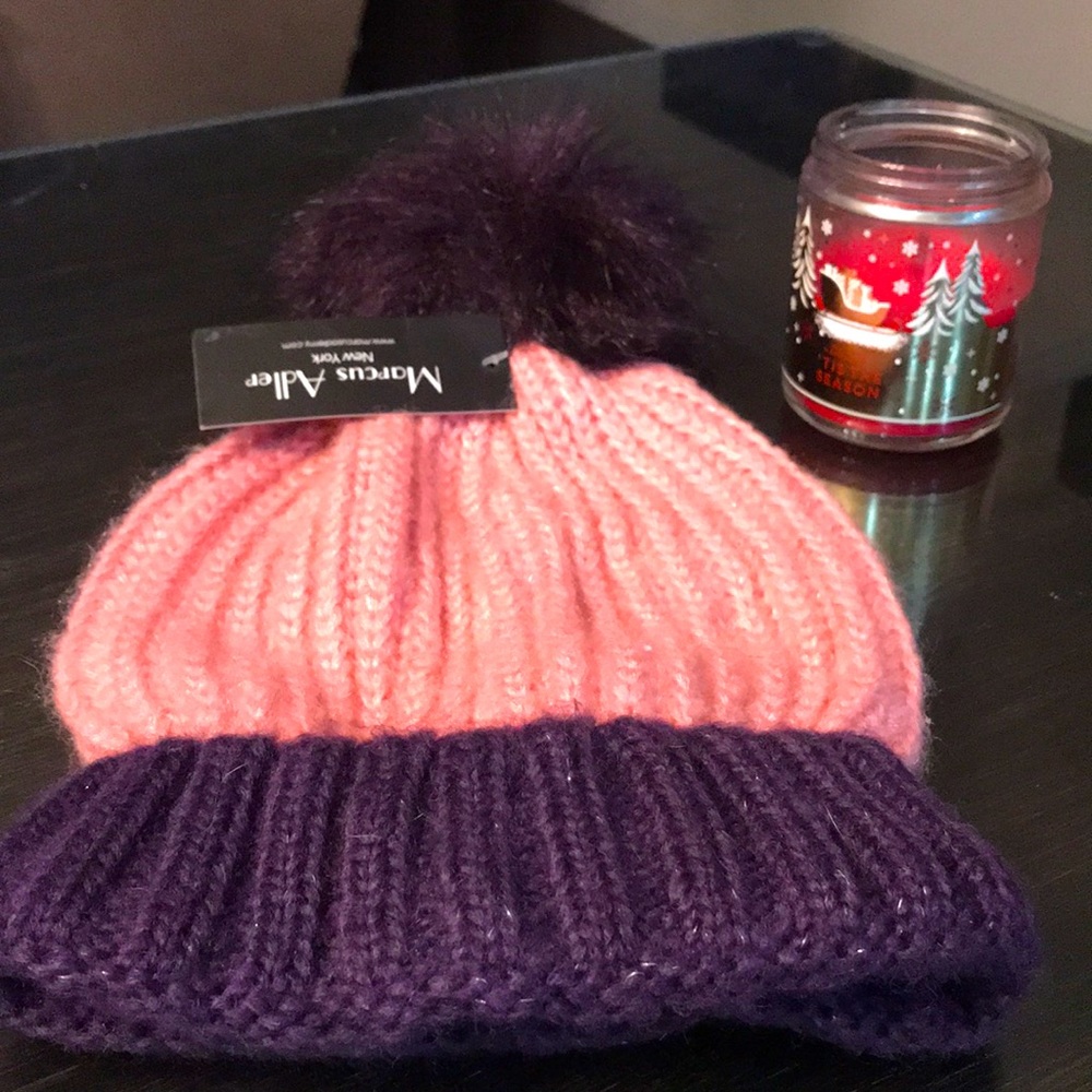 Marcus Adler beanie